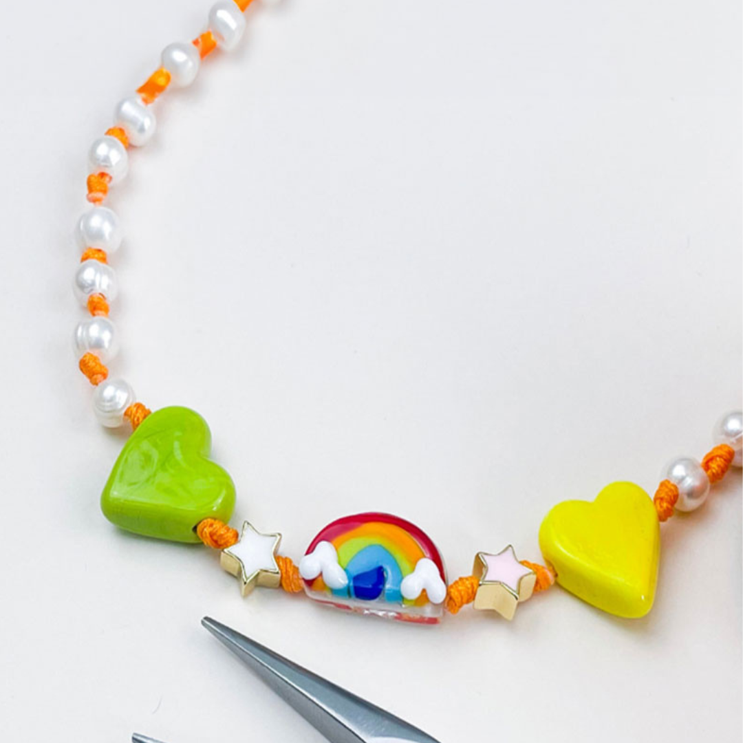 tutorials.tags.bead-and-charm-assembly